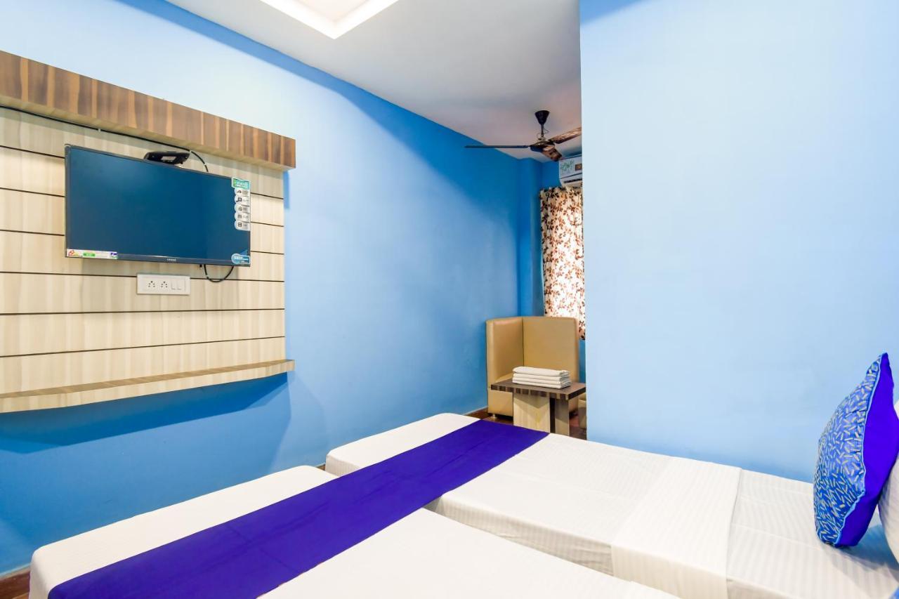 Hotel Blue Abedin Kalkutta Kültér fotó